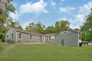 1930 Ave P, Huntsville, TX 77340 - Photo 32
