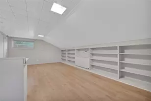 1930 Ave P, Huntsville, TX 77340 - Photo 18