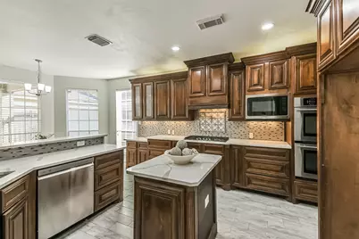 13722 Greenwood Manor Drive, Cypress, TX 77429 - Photo 16