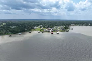 200 Canary St, Point Blank, TX 77364 - Photo 2