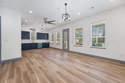 200 Canary Street, Point Blank, TX 77364 - Photo 10