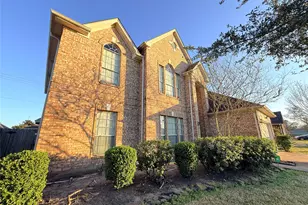 16927 Tower Ridge, Friendswood, TX 77546 - Photo 2