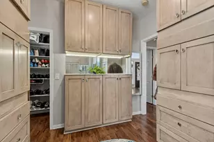 13606 Treebank Ln, Houston, TX 77070 - Photo 10