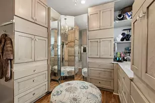 13606 Treebank Ln, Houston, TX 77070 - Photo 8