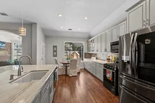 13606 Treebank Ln, Houston, TX 77070 - Photo 20