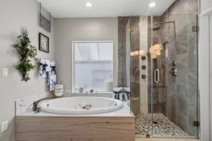 13606 Treebank Ln, Houston, TX 77070 - Photo 26