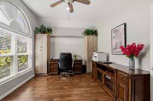 13606 Treebank Ln, Houston, TX 77070 - Photo 6