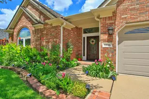 13606 Treebank Ln, Houston, TX 77070 - Photo 2