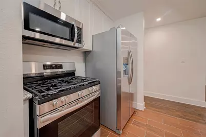 5703 Belmark Street, Houston, TX 77033 - Photo 10