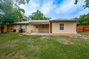 5703 Belmark St, Houston, TX 77033 - Photo 32