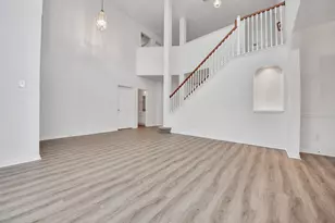 4423 Tree Line Dr, Pasadena, TX 77505 - Photo 10