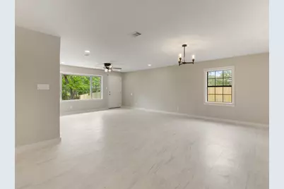 2502 Oak Drive, Bay City, TX 77414 - Photo 4
