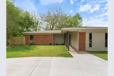 2502 Oak Drive, Bay City, TX 77414 - Photo 2