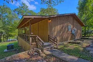 400 Hickory Hill Dr, Burkeville, TX 75932 - Photo 24