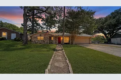 2015 Lee Street, Brenham, TX 77833 - Photo 24