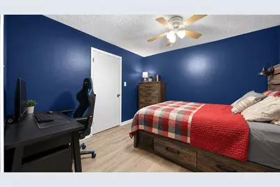 2015 Lee Street, Brenham, TX 77833 - Photo 12