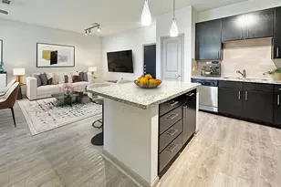 2700 Brazos St, Houston, TX 77006 - Photo 2