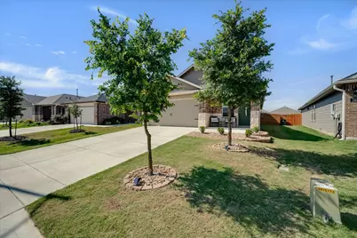 145 Roanwood Drive, San Marcos, TX 78666 - Photo 2