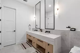 304 E 35th St, Houston, TX 77018 - Photo 36