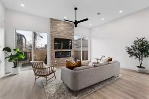 304 E 35th St, Houston, TX 77018 - Photo 22