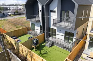 304 E 35th St, Houston, TX 77018 - Photo 44