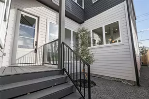 304 E 35th St, Houston, TX 77018 - Photo 2