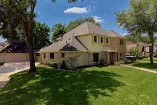 6915 Worcester Dr, Spring, TX 77379 - Photo 1