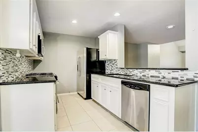 934 E Heights Hollow Lane, Houston, TX 77007 - Photo 10