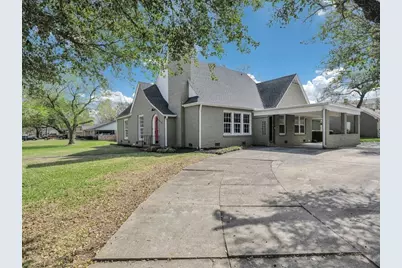 813 W Grove Avenue, Lufkin, TX 75904 - Photo 2