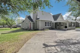 813 W Grove Ave, Lufkin, TX 75904 - Photo 2