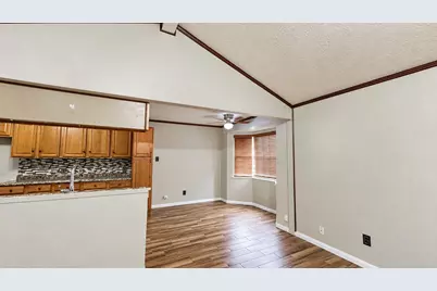 306 Lantana Drive, Texas City, TX 77591 - Photo 4