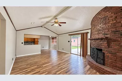 306 Lantana Drive, Texas City, TX 77591 - Photo 8