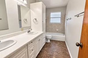 306 Lantana Dr, Texas City, TX 77591 - Photo 10