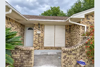 306 Lantana Drive, Texas City, TX 77591 - Photo 2