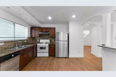 3818 W Traditions Boulevard, Houston, TX 77082 - Photo 8