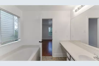 3818 W Traditions Boulevard, Houston, TX 77082 - Photo 4