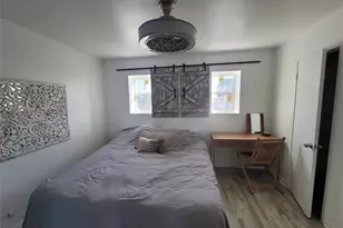 215 Postoffice St, Galveston, TX 77550 - Photo 22