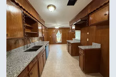 7325 Ley Road, Houston, TX 77028 - Photo 14