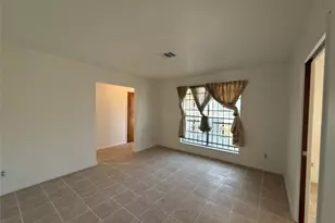 7325 Ley Rd, Houston, TX 77028 - Photo 6