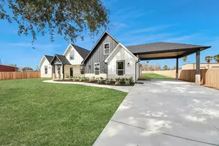 5811 County Rd 675B, Rosharon, TX 77583 - Photo 1