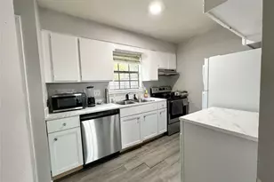 4109 Lark Ln, Houston, TX 77025 - Photo 6