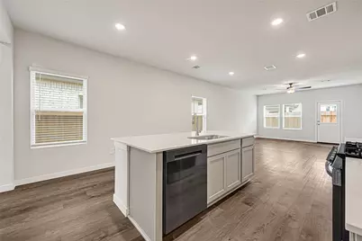 7735 Bergamot Circle, Magnolia, TX 77354 - Photo 6