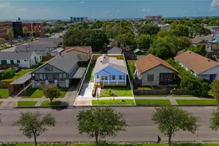 4111 Avenue Q, Galveston, TX 77550 - Photo 6