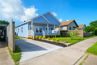 4111 Avenue Q, Galveston, TX 77550 - Photo 2