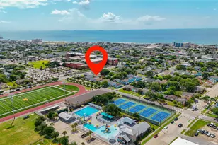 4111 Avenue Q, Galveston, TX 77550 - Photo 8