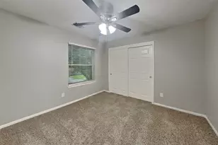 719 Fernglade Dr, Richmond, TX 77406 - Photo 12