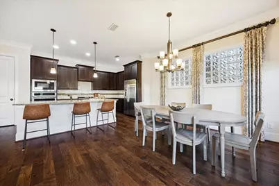 11116 Sherwood Oak Lane, Houston, TX 77043 - Photo 10