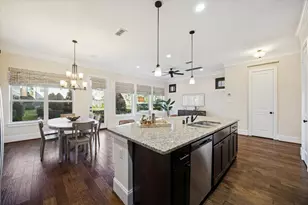 11116 Sherwood Oak Ln, Houston, TX 77043 - Photo 8