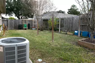 16607 Berkshire Forest Dr, Houston, TX 77095 - Photo 18