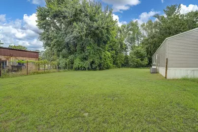149 County Road 2356, Liberty, TX 77575 - Photo 22